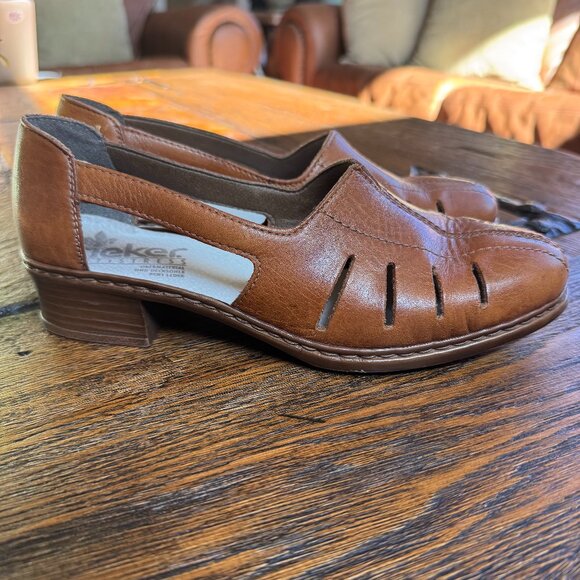 Vintage Rieker Anti-Stress Brown Leather Loafer, Women's US Size 8.5 - Picture 1 of 4